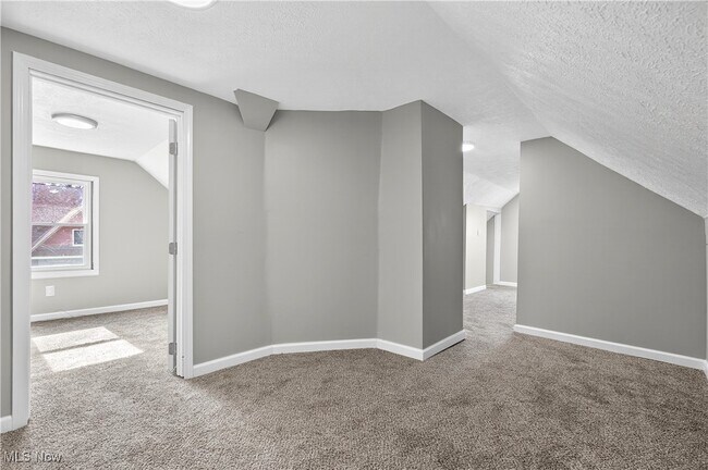 Building Photo - 13608 Earlwood Rd
