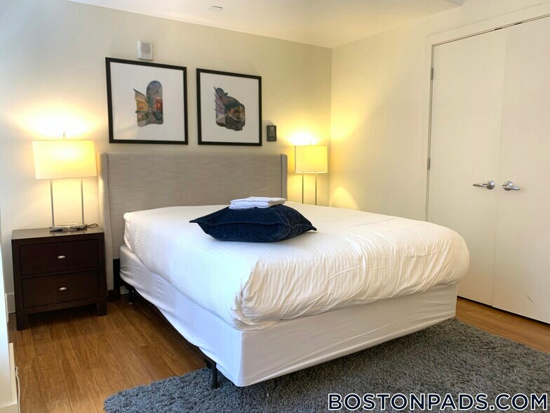 Building Photo - 8 Winter St