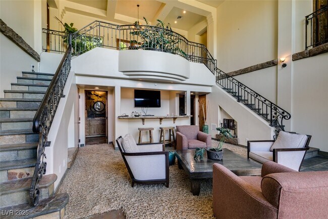 Building Photo - 549 Regents Gate Dr