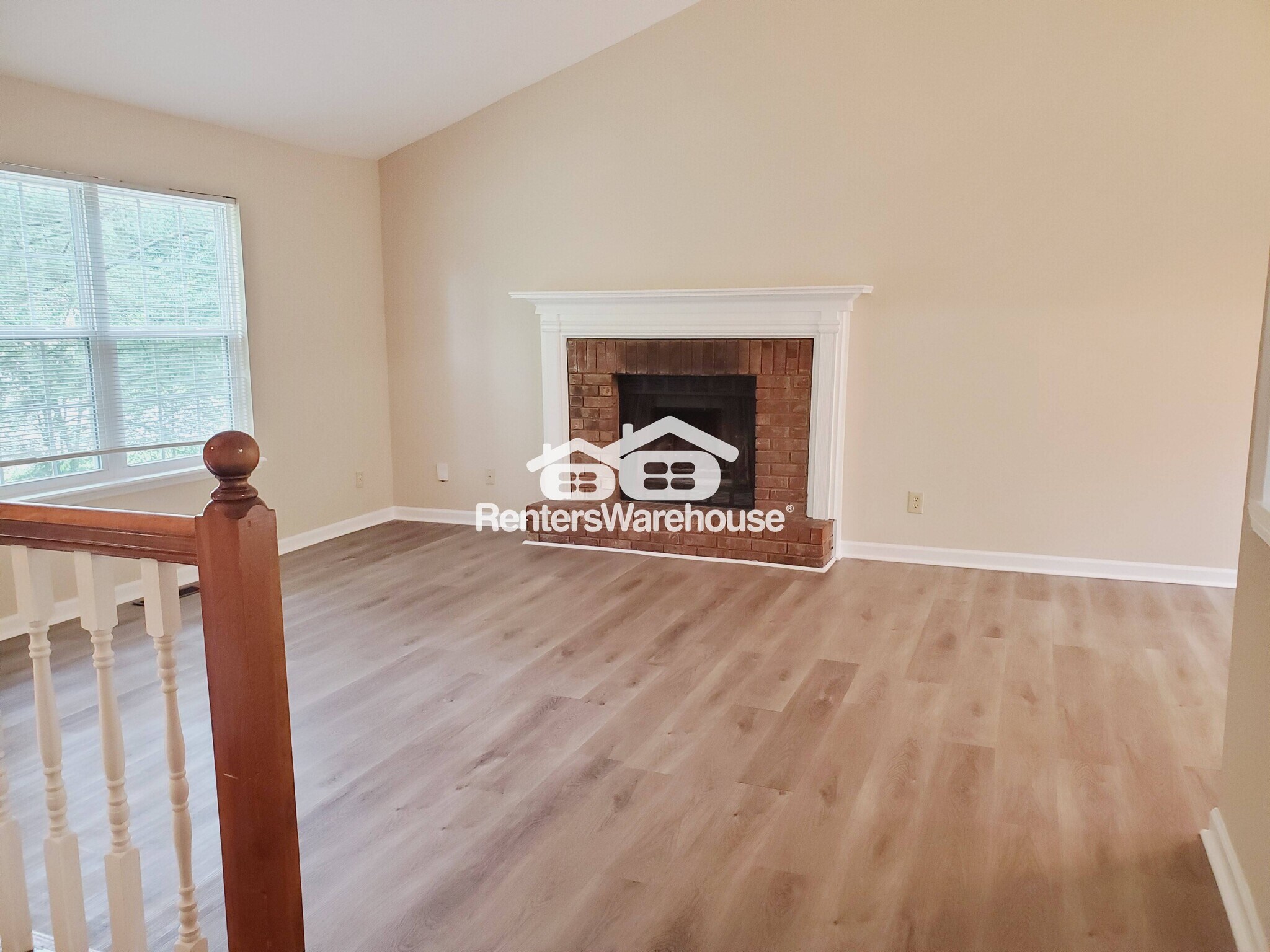 Building Photo - 2531 Country Lake Cir