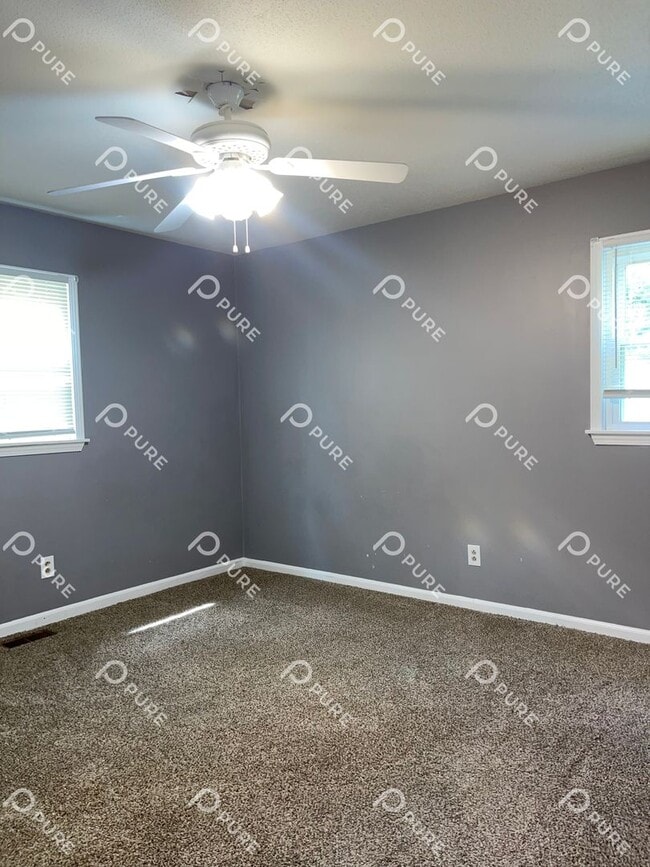 Building Photo - 3712 Fox Trail Cir NW