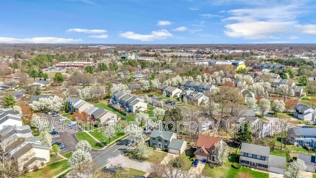 Building Photo - 5602 Grouper Ct