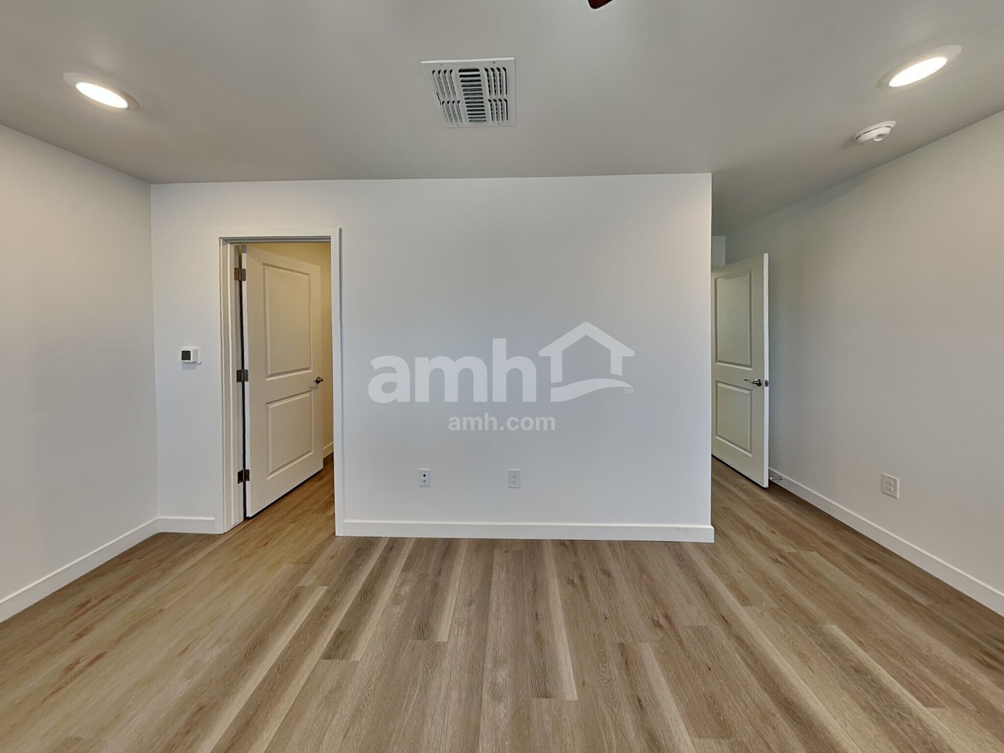 Building Photo - 7332 S Avenida Obelo