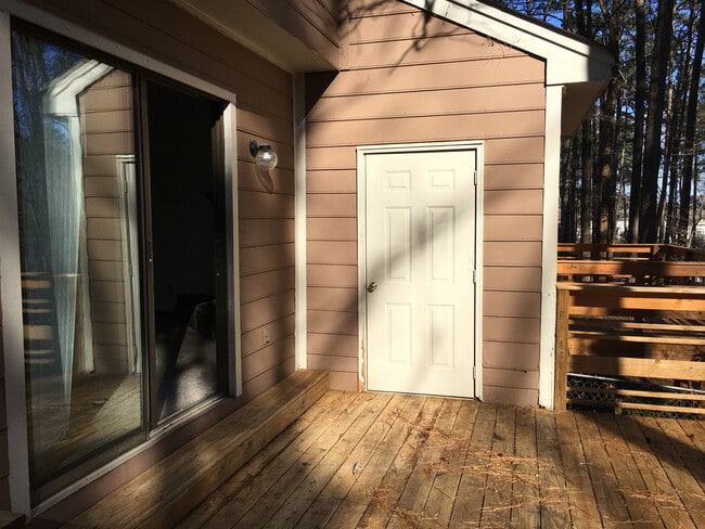 Building Photo - 4808-4810