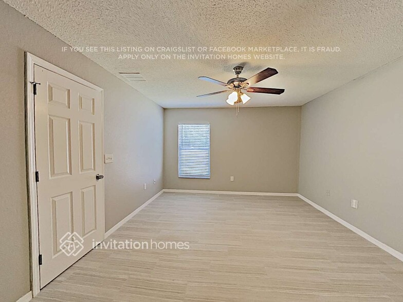 Building Photo - 831 Summer Glen Dr