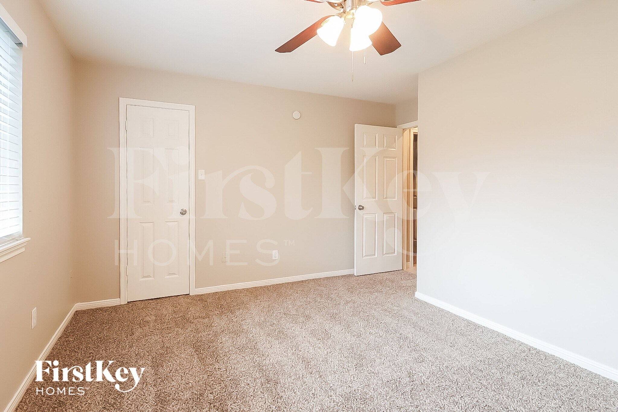 Building Photo - 2303 Prestwick Dr