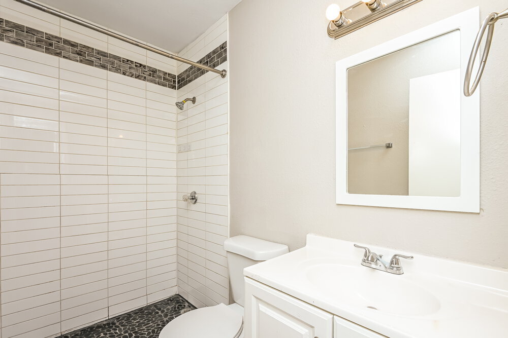 Building Photo - 2811 Galemeadow Dr