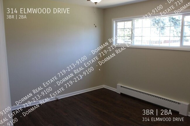 Building Photo - 314 Elmwood Dr