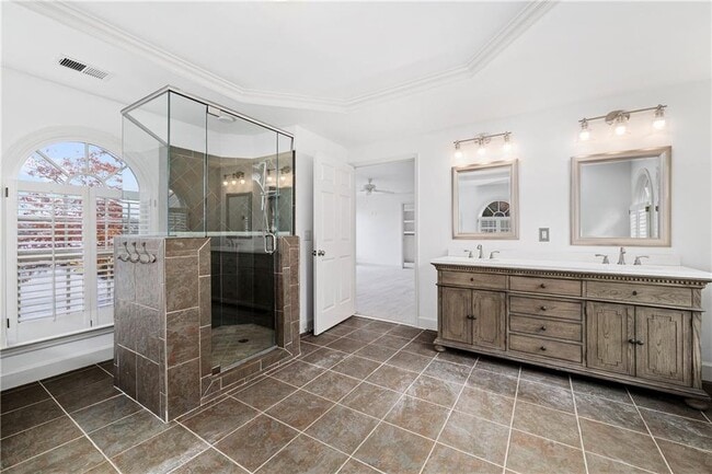 Building Photo - 135 Staghound Ct