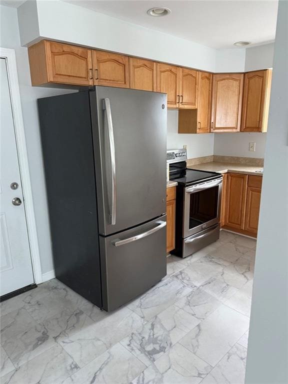 Building Photo - 51 Walnut St