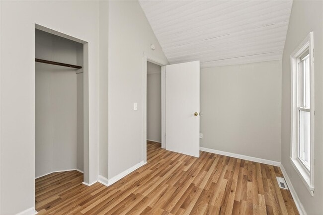 Building Photo - 127 Conkey Ave