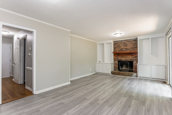 Building Photo - 3910 Walnut Hill Ct