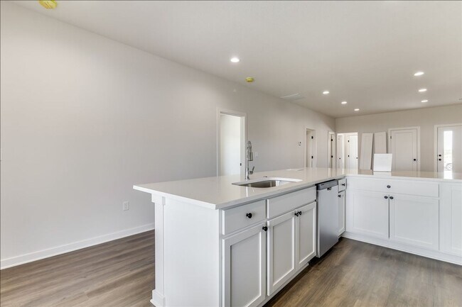 Building Photo - Beautiful Four Bedroom, Two Bathroom