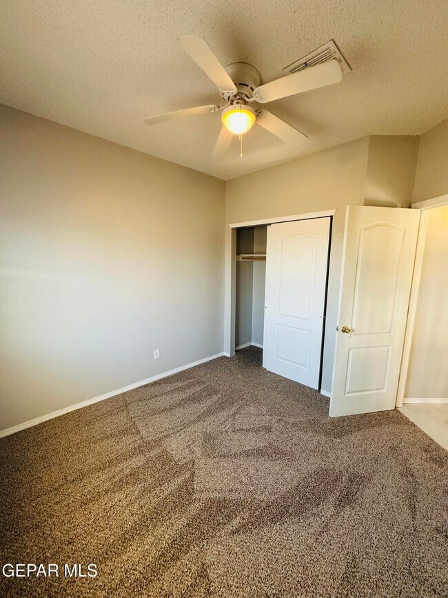 Building Photo - 1634 Via Seca Dr