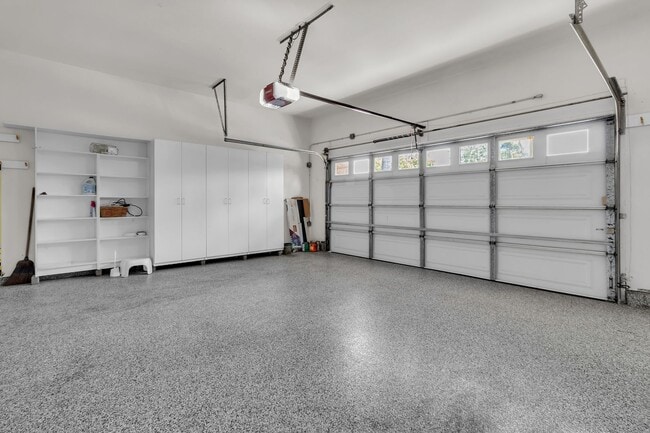 Building Photo - Age 55+ Community | Beautiful Home with Great Amenities