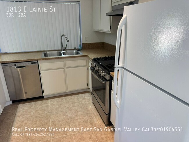 Building Photo - 1813 Lainie St