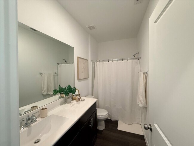 Building Photo - 17802 Plow Horse Ln