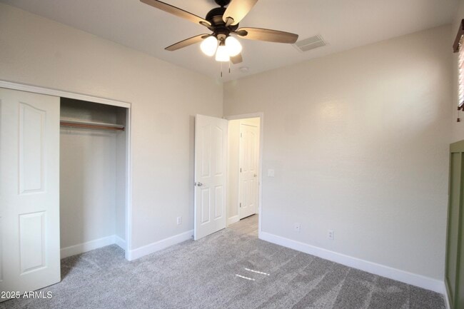 Building Photo - 19350 E Carriage Way