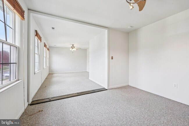 Building Photo - 11607 River Meadows Way