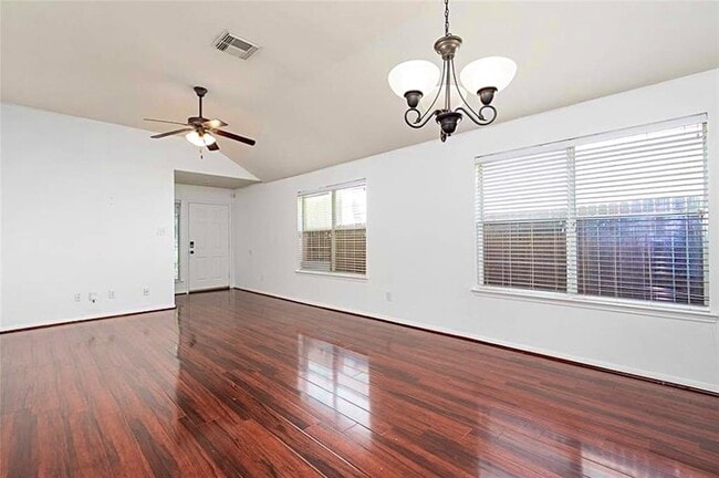Building Photo - 14039 Maximos Dr