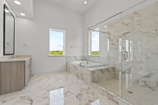 Building Photo - 6121 Sendero Hills Pkwy