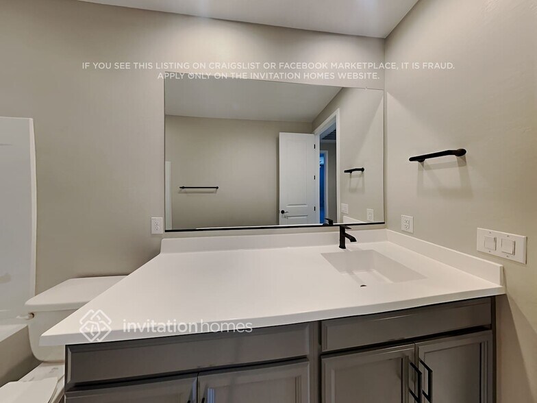 Building Photo - 3008 N 198th Ln