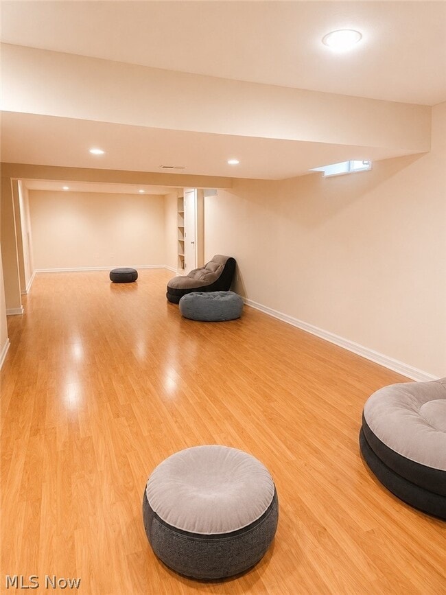 Building Photo - 39710 Alsace Ct
