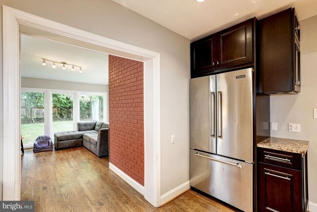 Building Photo - 5724 27th St NW