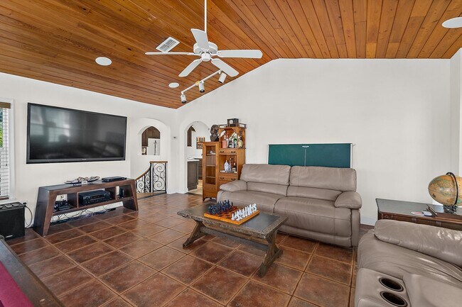 Building Photo - 8851 A1A S