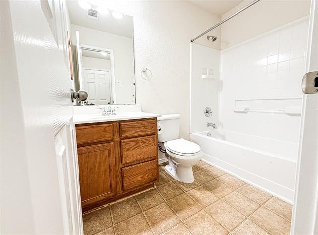 Building Photo - 8653 Hawkview Dr