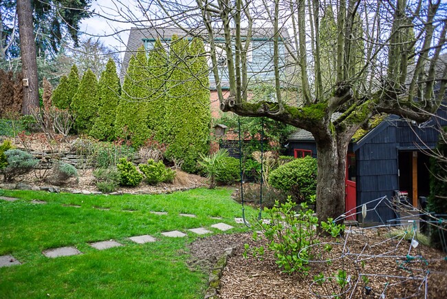 Building Photo - 4Bd/2.5Ba Seattle House