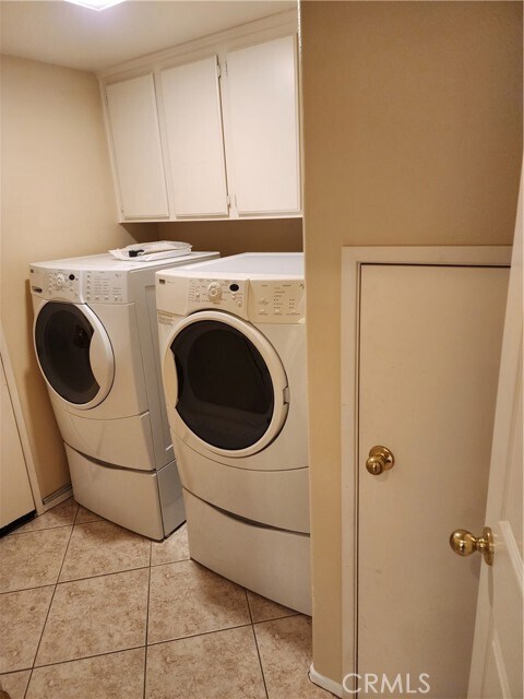 Building Photo - 3410 E Glastonbury Ln