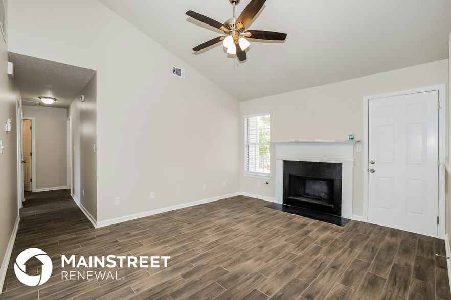 Building Photo - 3639 Mosswood Ln