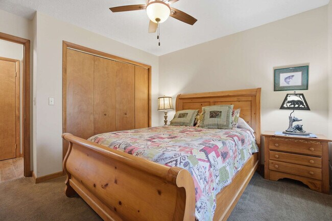 Building Photo - 610 Traci Ln