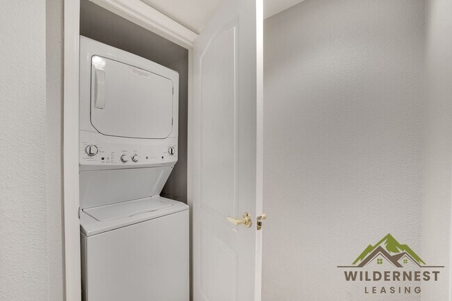 Building Photo - Serene 2BD/2BA  Swan's Nest Townhome with ...