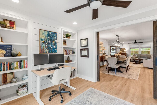 Building Photo - 1628 Pine Valley Rd