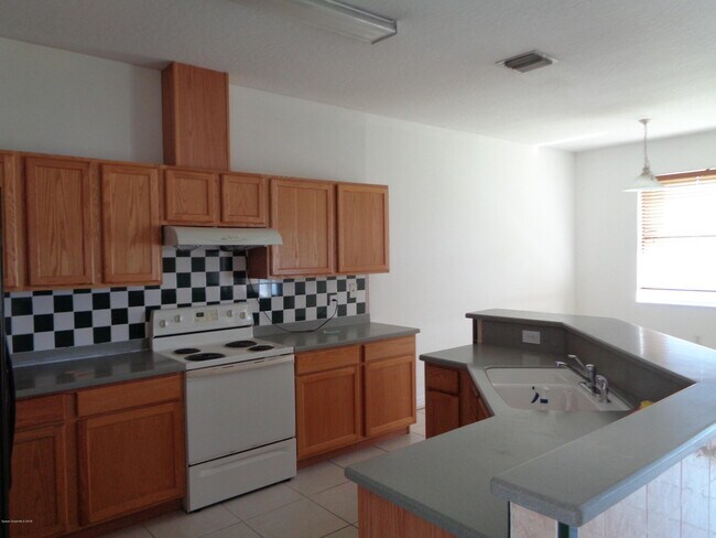 Building Photo - 3337 Hoofprint Dr