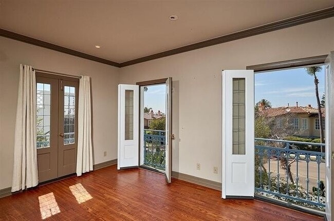 Building Photo - La Jolla 3BR Home with Casita & 2-Car Garage