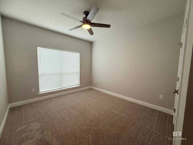 Building Photo - 12659 Waxwing Ave