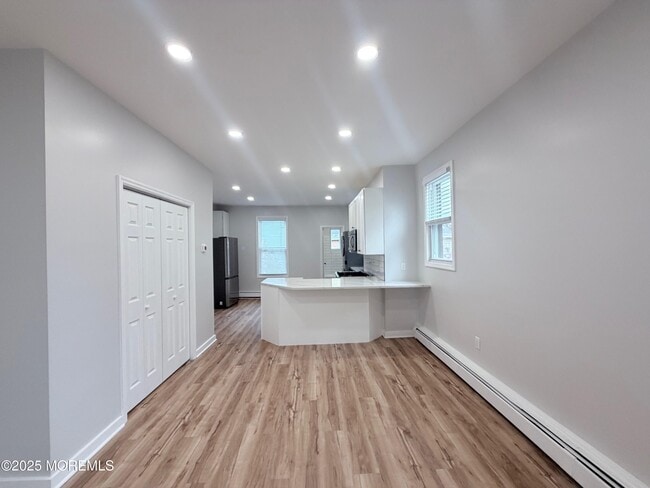 Building Photo - 40 Westervelt Pl