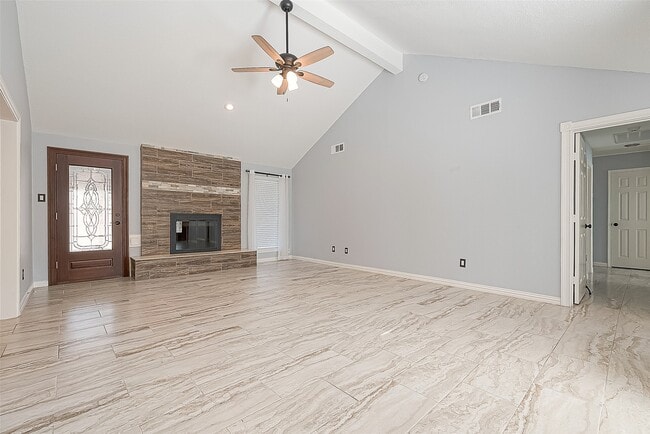 Building Photo - 13322 Pantano Dr