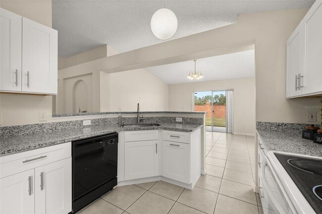 Building Photo - 2533 Quail Park Terrace