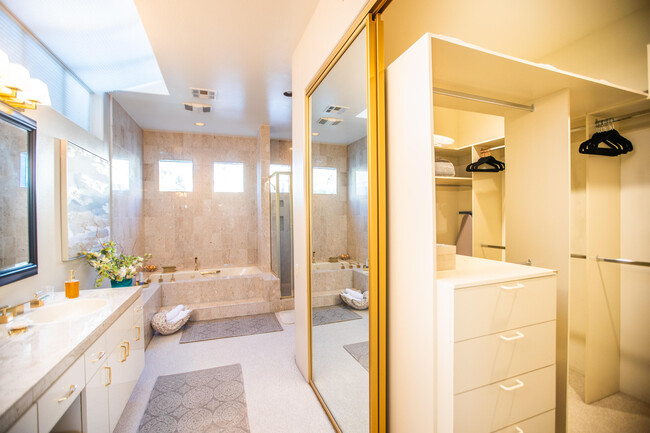 Building Photo - 75273 Spyglass Dr