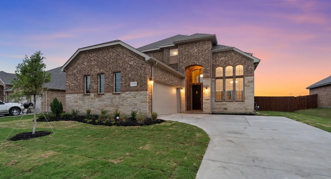Building Photo - 838 Poppie Ln