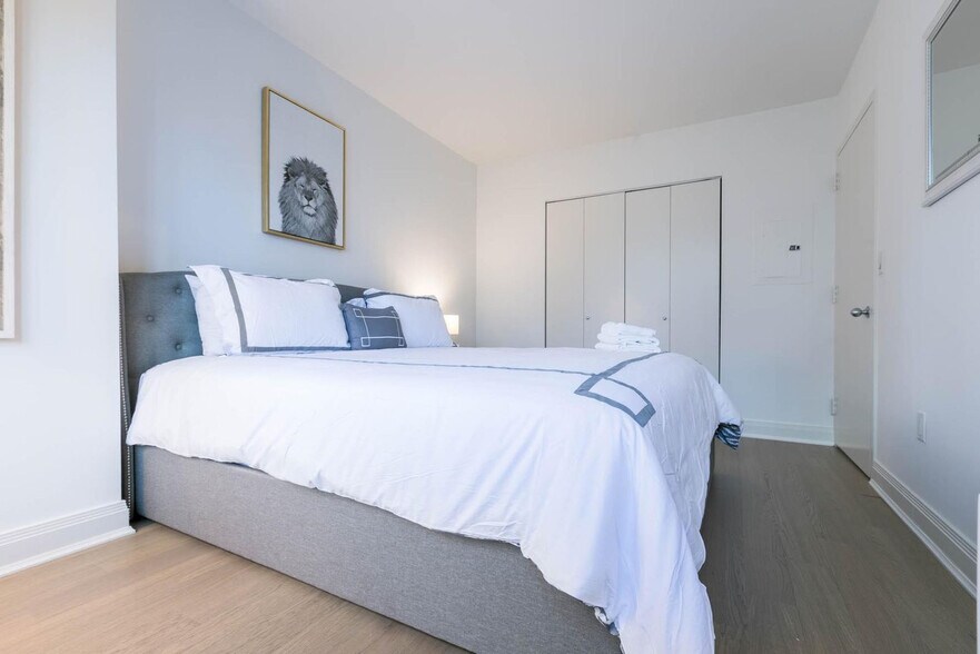 Building Photo - 47 E 33rd St