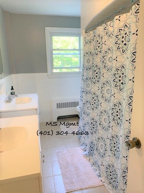 Bath Double Sinks - 136 Bradford St