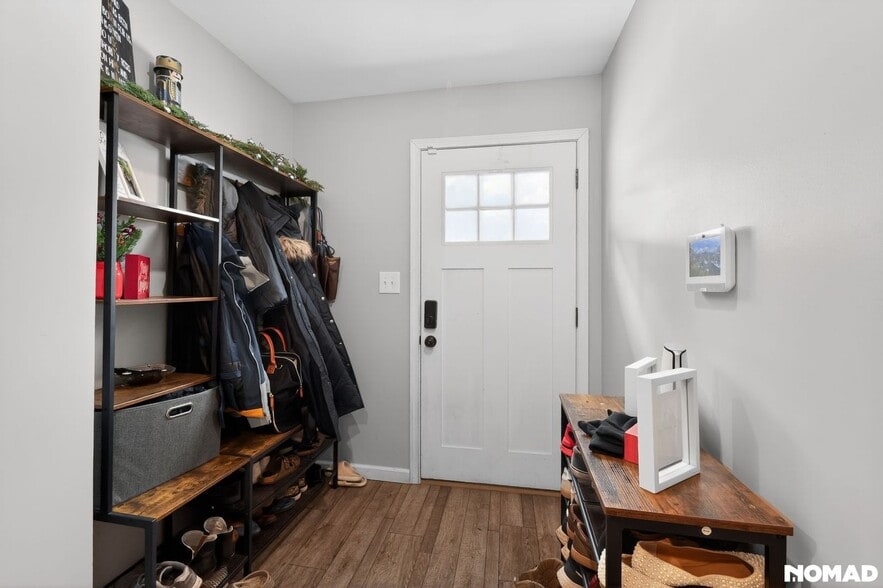 Building Photo - 12 Fetherman St