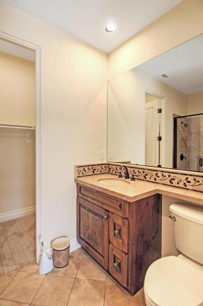 Building Photo - 81075 Giacomo Way