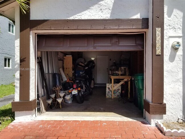 Building Photo - 9535 SW 148th Ave Cir E