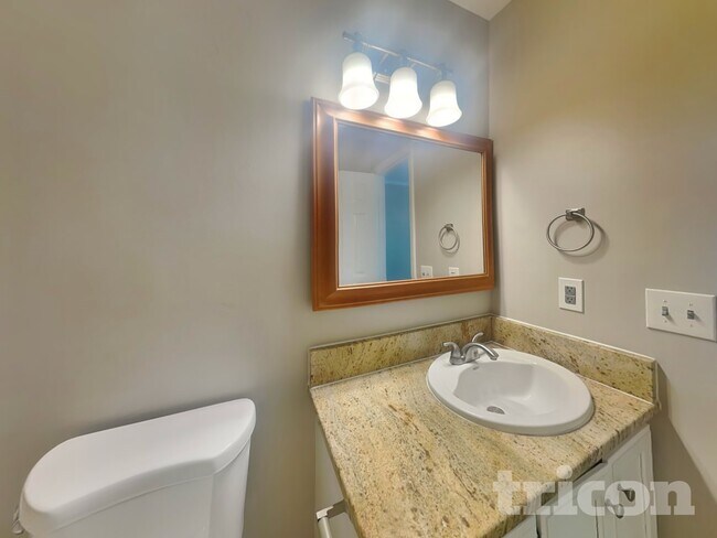 Building Photo - 113 Homestead Pl